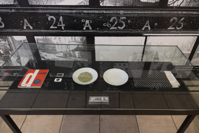 Ausstellungsansichten der Installation 