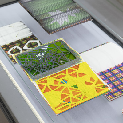 Kerstin Brätsch, Notebooks in the exhibition 